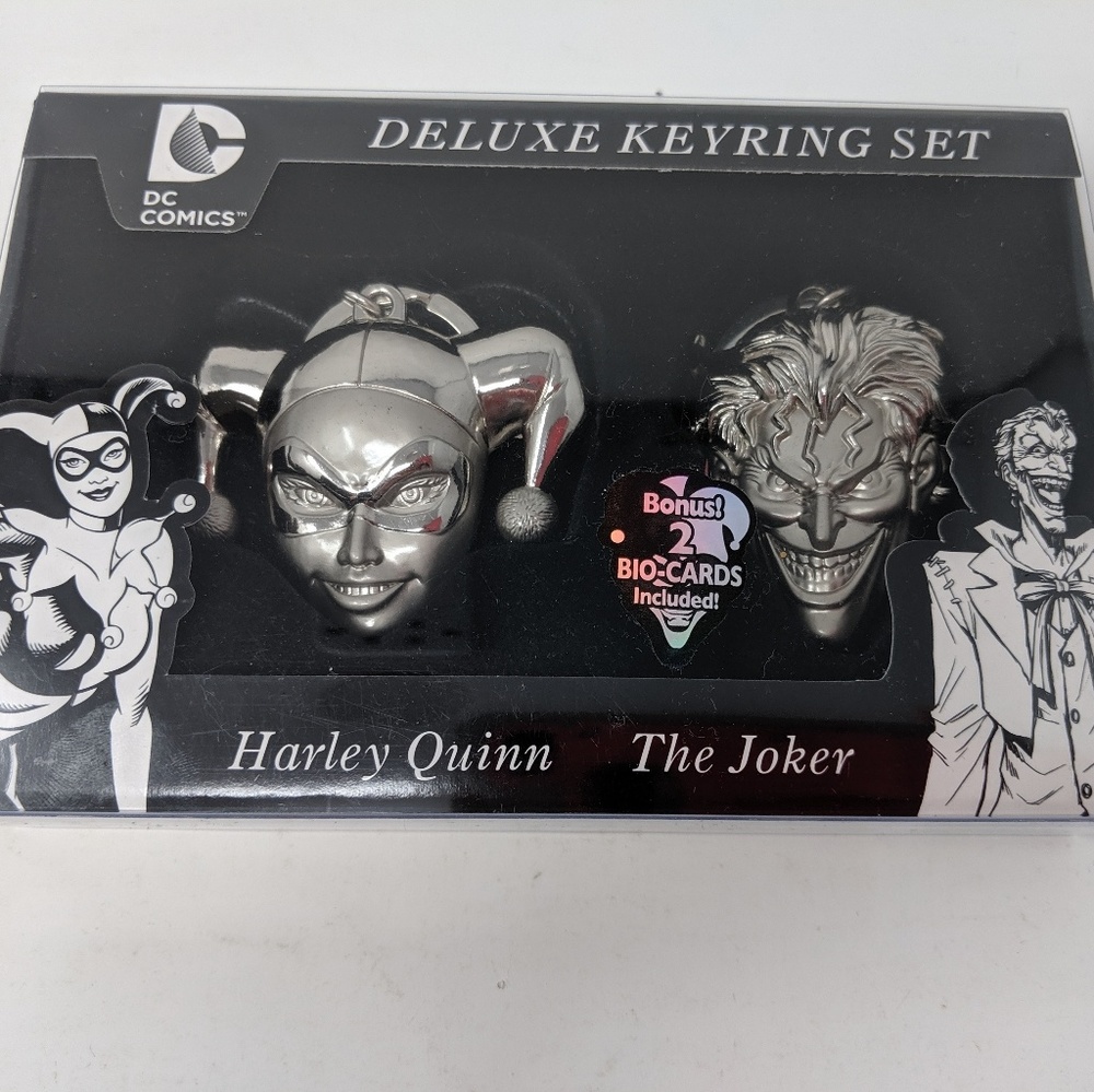 Joker and Harley Quinn NYCC keyring set